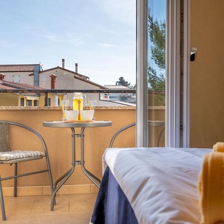 Penthouse Gea Appartement Premantura Buitenkant foto