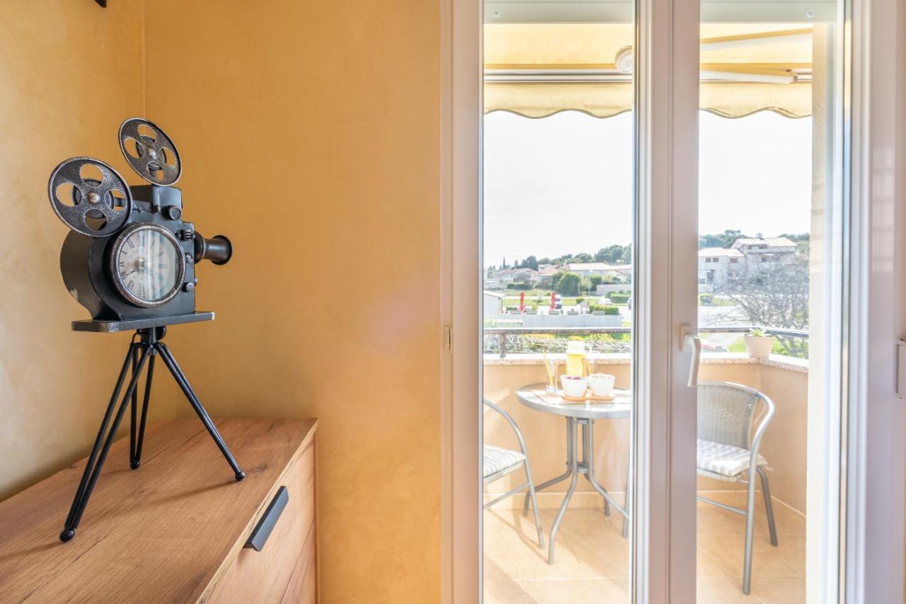 Penthouse Gea Appartement Premantura Buitenkant foto